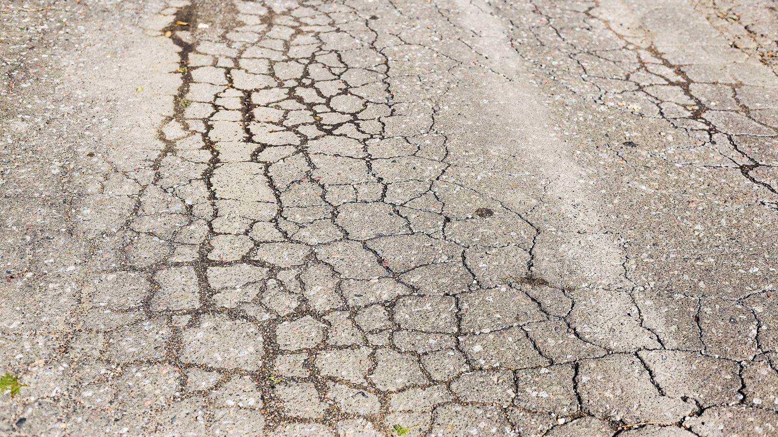 Indianapolis road defects and road hazard lawyer