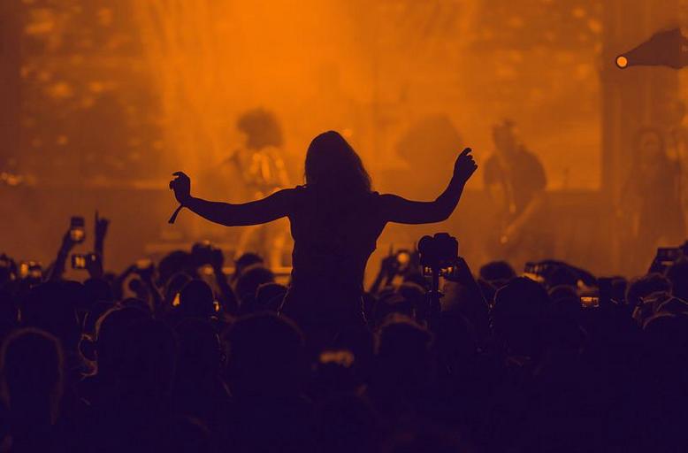Crowd Surfing Injury at Concert Leads to Legal Battle Related to Incurred or Assumed Risk